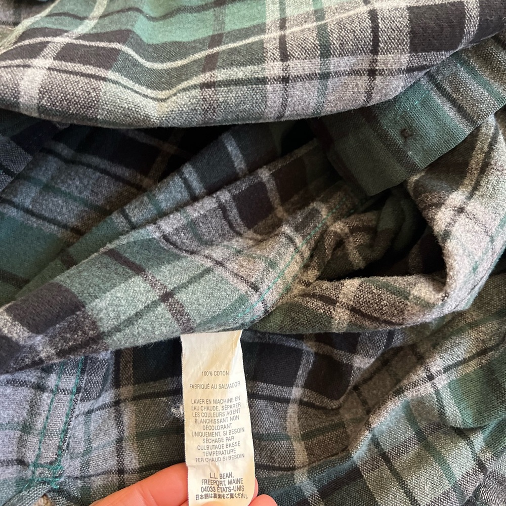 LL Bean Flannel - Picture 5 of 7